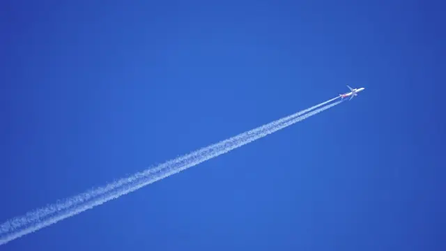 Die 10 besten Tipps für günstige Flug- und Reiseangebote