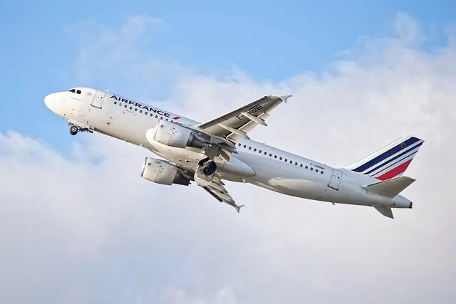 Die besten Flug- und Reiseangebote für Familien