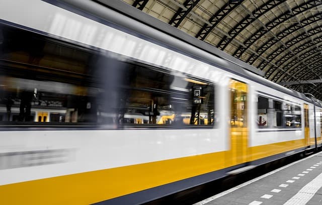 Die besten Plattformen zum Vergleich von Flug- und Reiseangeboten